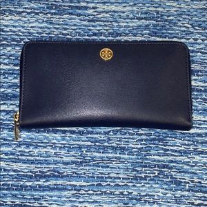 Tory Burch wallet